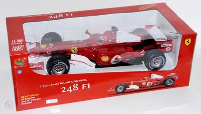 Болид Formula 1 Ferrari с дистанционно управление